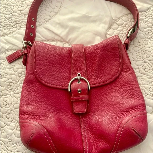 LAST CHANCE ❤️Coach Vintage Pink Pebbled Leather Boho Beautiful Buckle Bag - Picture 1 of 8